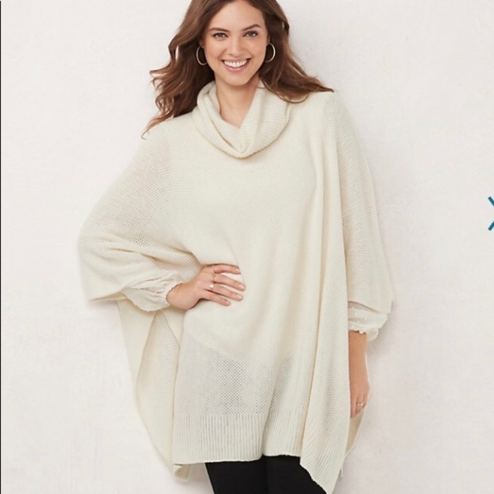 NWT Cream Knit Poncho